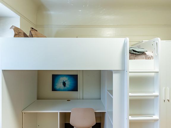 3rd image of 2427 Ellsworth St #10583810