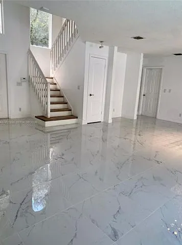 11301 Rockinghorse Rd — Photo 2