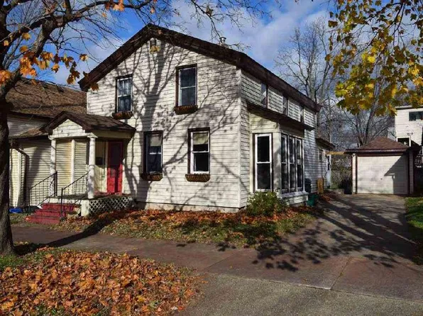 255 4th St, Reedsburg, WI 53959