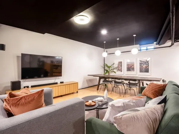 107 Greenpoint Avenue image 21 of 27