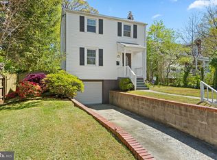 5803 41st Ave, Hyattsville, MD 20781