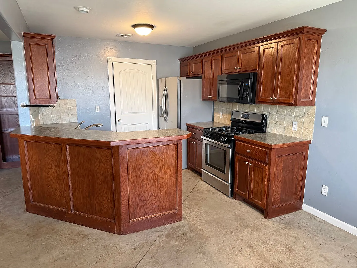 4428 Peachtree Dr. — Photo 4