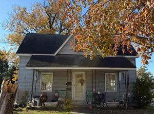 302 S Court St, Sullivan, IN 47882