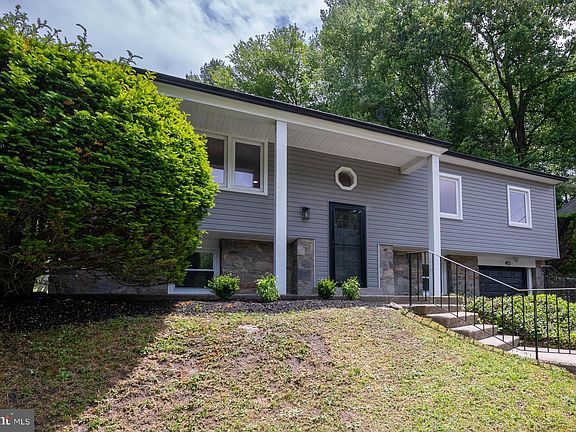 2nd image of 413 Ellis Rd