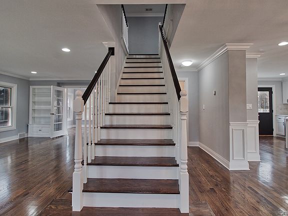 4th image of 1515 Franklin Ave