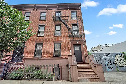 111 Wolcott St #1 Photo 1