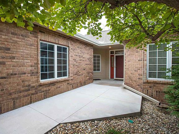 2nd image of 4813 Rockridge Ct