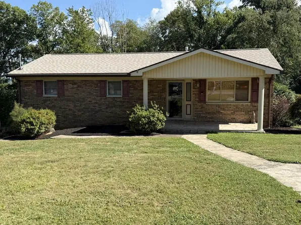 102 Munson Dr, Beckley, WV 25801
