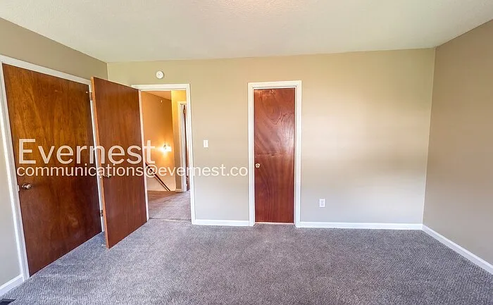 387 Jamestown Manor Dr — Photo 12
