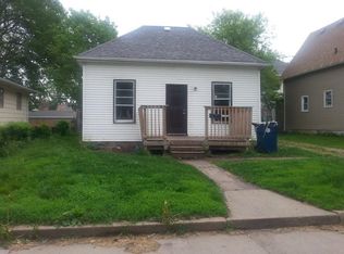 63 Lafayette St, Waterloo, IA 50703