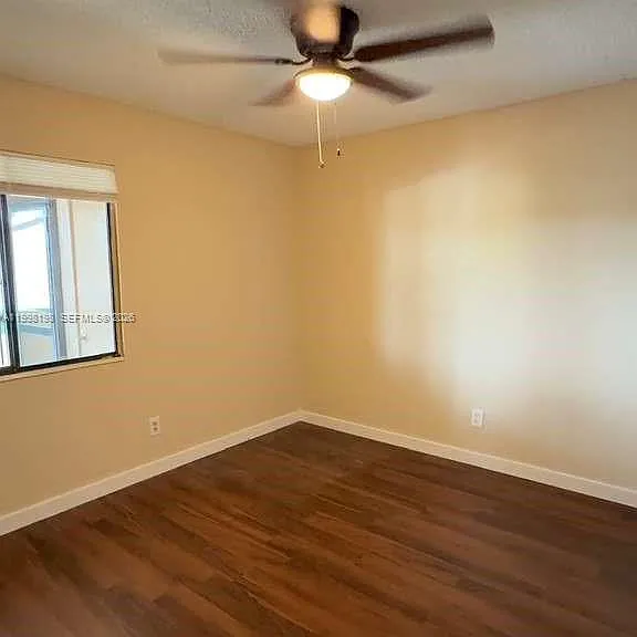8011 Southgate Blvd #L8 — Photo 10