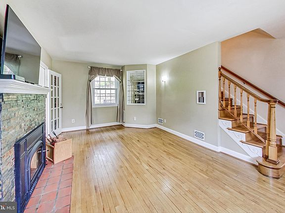 4th image of 2931 Faulkner Pl