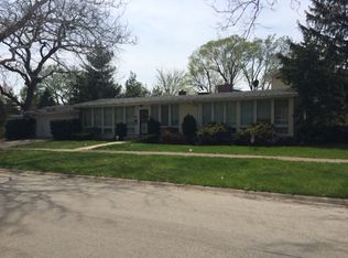 418 E Schiller St, Elmhurst, IL 60126