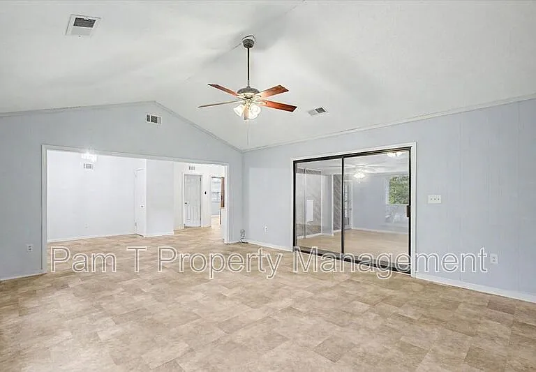 3712 Oakland Ct — Photo 7