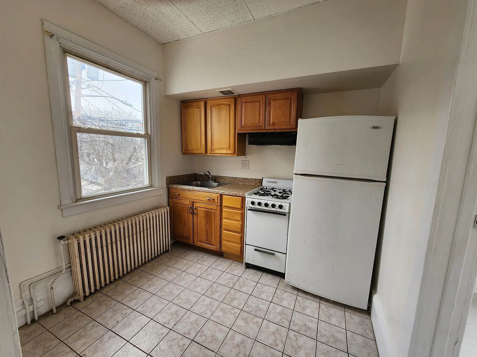 6109 Jackson St West New York (Rent Control) - 2F — Photo 3