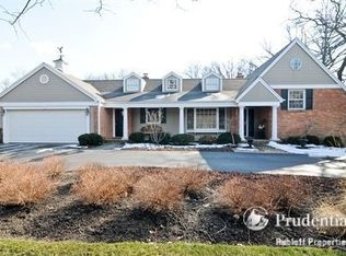 1191 W Deerpath Rd, Lake Forest, IL 60045