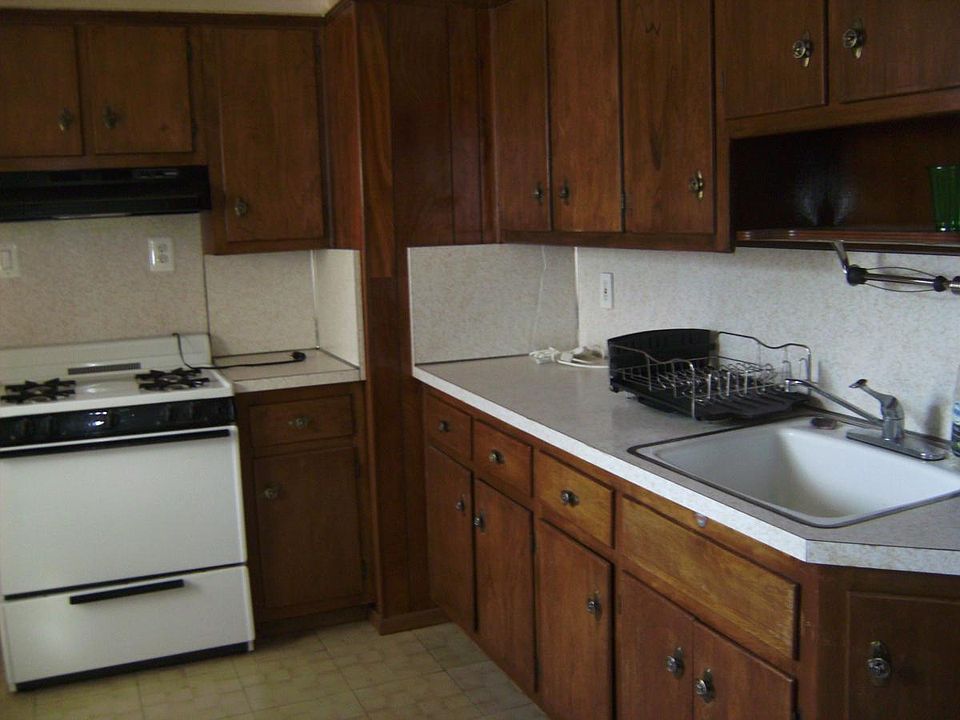 1st image of 8705 259th St #2