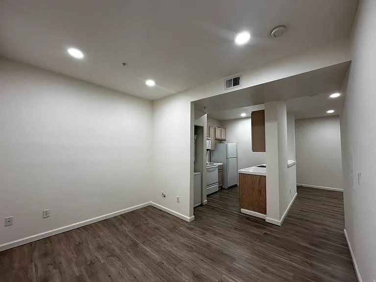 2255 Showers Dr — Photo 7
