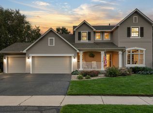 13853 Essex Trl, Apple Valley, MN 55124