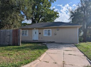 1911 W Esthner Ave, Wichita, KS 67213