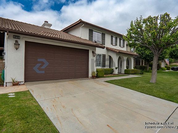3rd image of 16766 Tamarind Ct