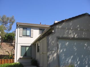 8 Moraine Ct, Hercules, CA 94547