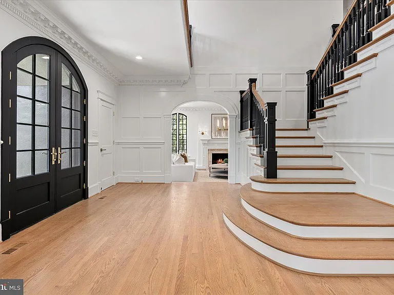10816 Barn Wood Ln — Photo 2