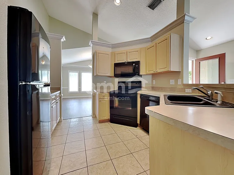 4937 Whistling Pines Ct — Photo 3