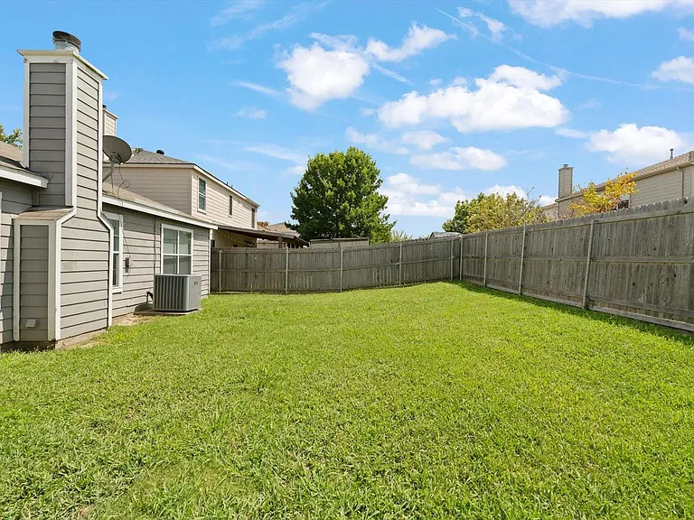 1300 Mallard Dr — Photo 21