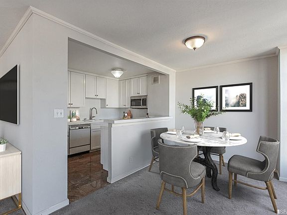 3rd image of 2040 Franklin St APT 1009