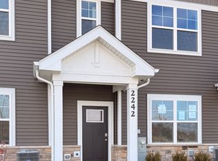 2242 Barbera Dr, Oswego, IL 60543