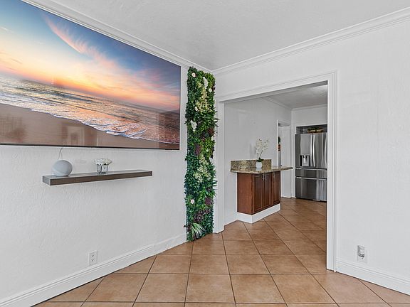 5th image of 31 Miami Gardens Road