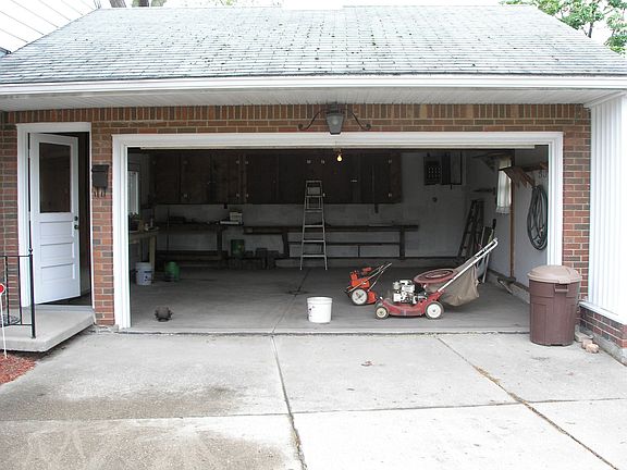 2 car heated garage