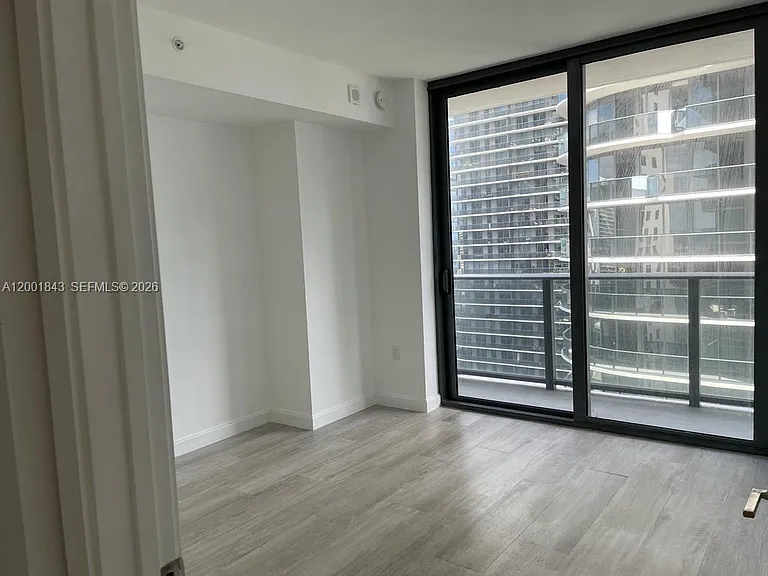 55 SW 9th St #3102 — Photo 8