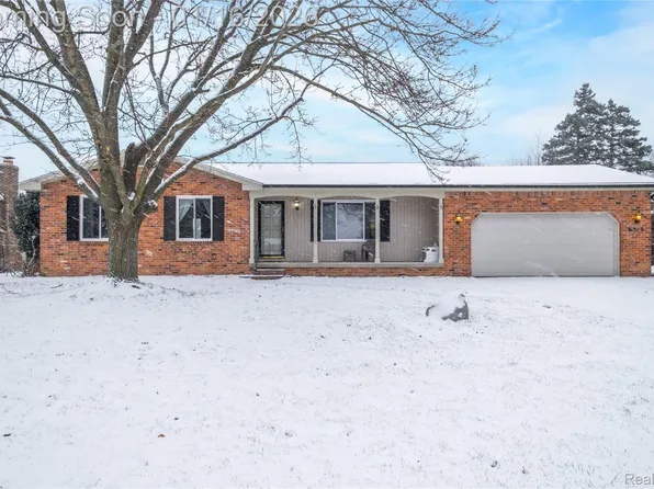 6315 McKenzie Dr, Flint, MI 48507