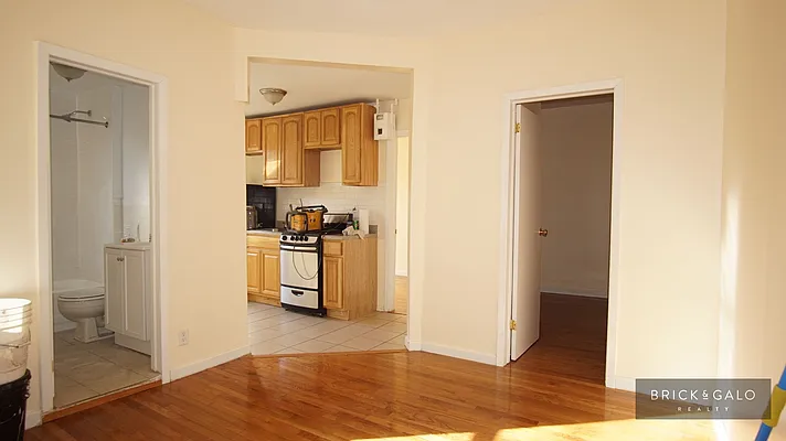 Rented by BRICK & GALO REALTY CORP | media 13