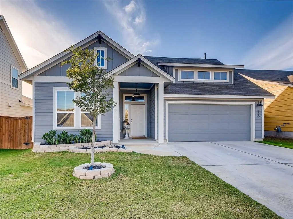 4 bed, 2.0 bath, 1909 sqft, $2,125 — Photo 1