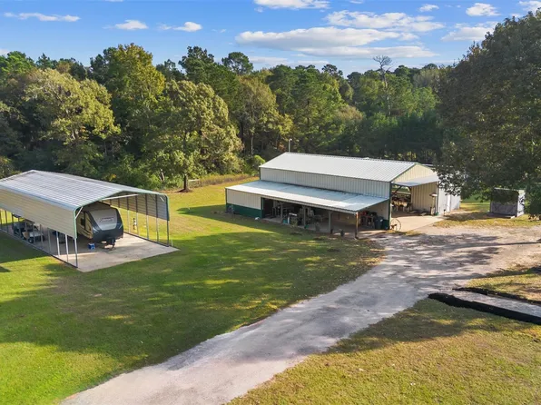 40 Olson Rd, New Waverly, TX 77358