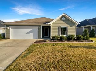 1114 Noor Ln, Fuquay Varina, NC 27526