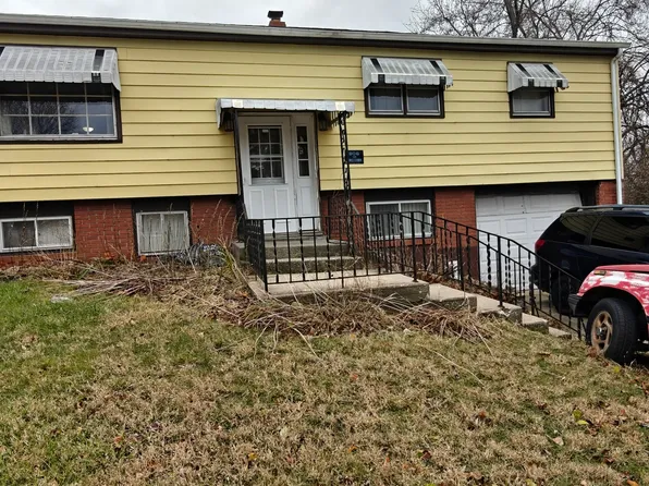 4515 Raven St, Rockford, IL 61107