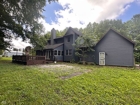 2nd image of 8223 S County Road 250 W