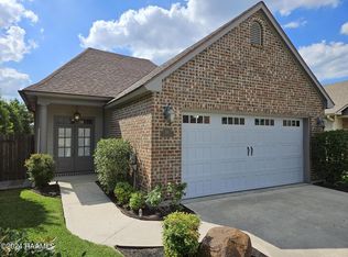 111 Oakbend Dr, Lafayette, LA 70506