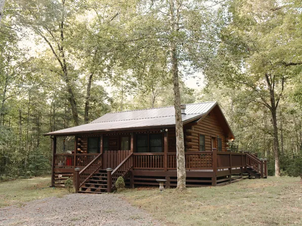 170 Ashley Dr, Mc Caysville, GA 30555