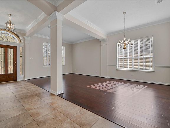 3rd image of 17319 Lyric Way Dr