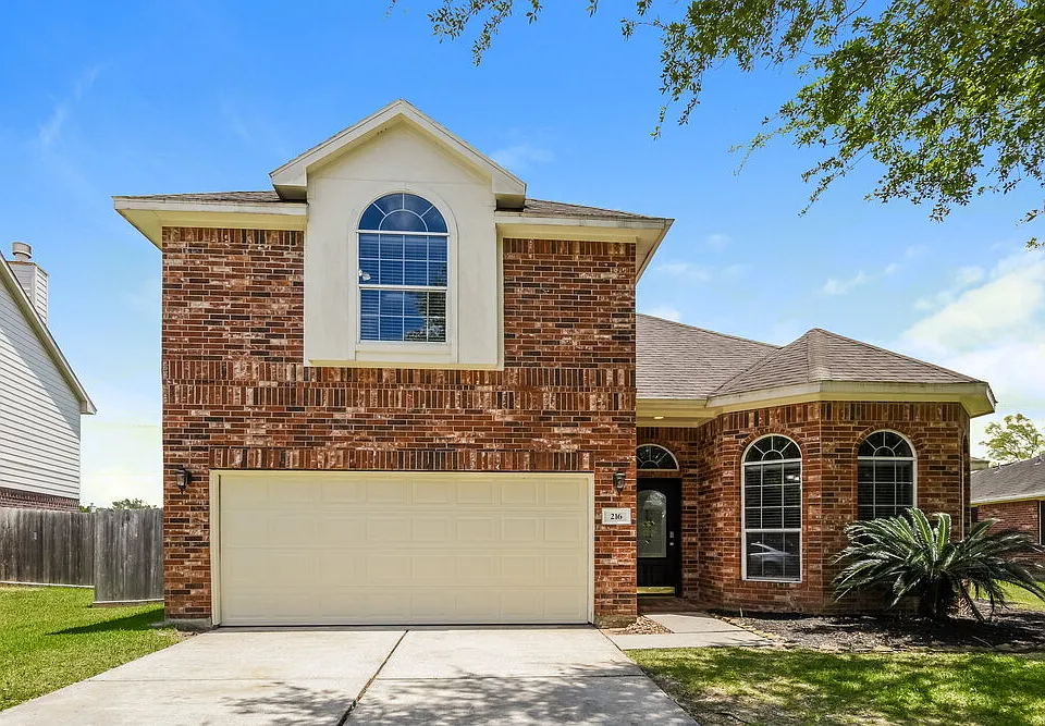216 Meadowhill Ln