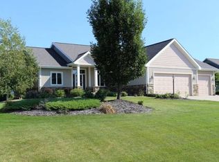 3004 Wyndwood Way, Sun Prairie, WI 53590