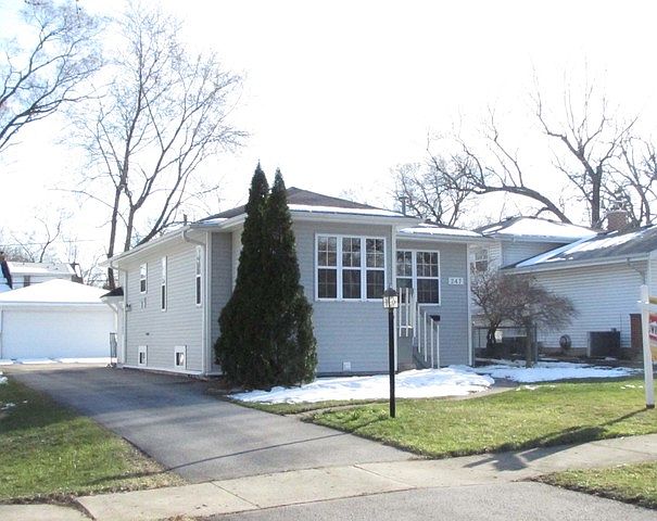1st image of 247 E Pine St