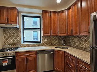 35-48 35th St #2B, Astoria, NY 11106