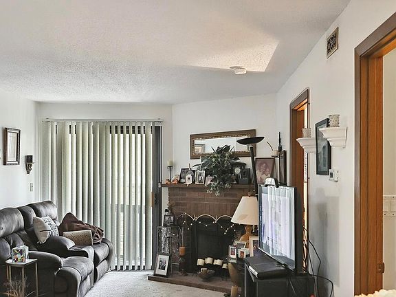 5th image of 1600 Willow Wren Ct Unit 202