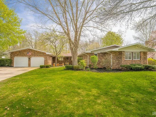 1804 Brookwood Dr, Elkhart, IN 46514